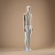 en økologisk mannequin med påsyet torso og bevægelige arme